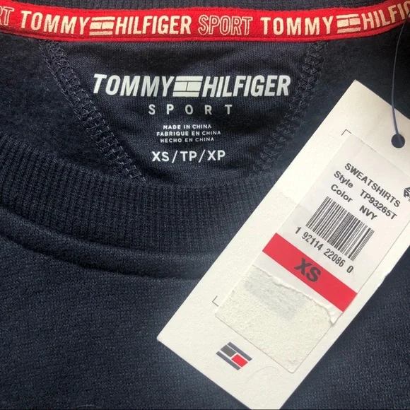 Tommy Hilfiger Cropped Sweatshirt NWT - Picture 3 of 5